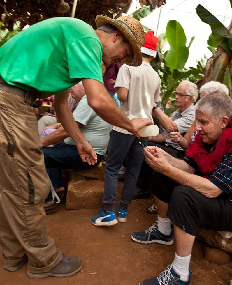 tasting inside the estate las margaritas